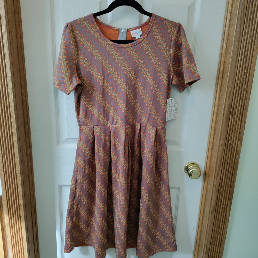 LulaRoe Amilia